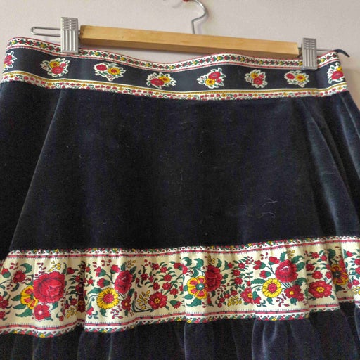 Provençal skirt
