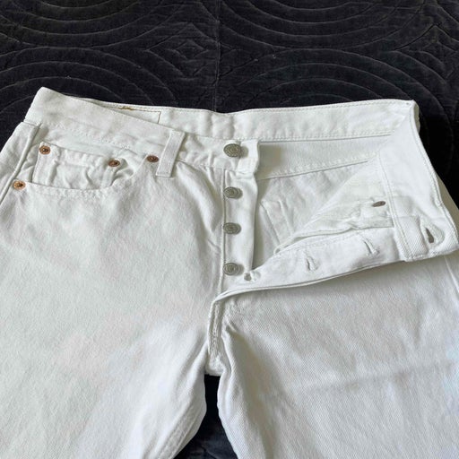 Jean Levi's 501 W27L30