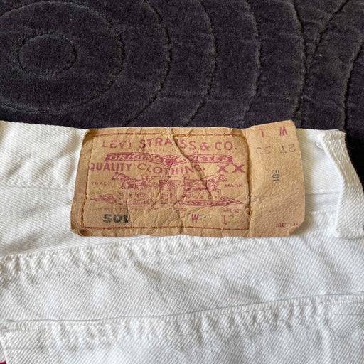 Jean Levi's 501 W27L30