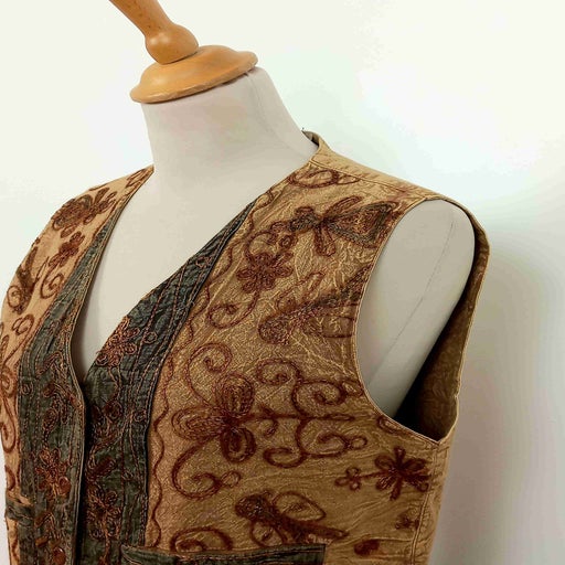 Sleeveless cotton vest