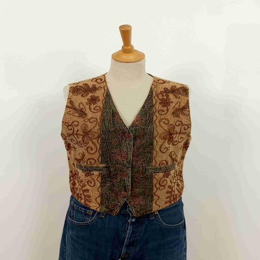 Sleeveless cotton vest