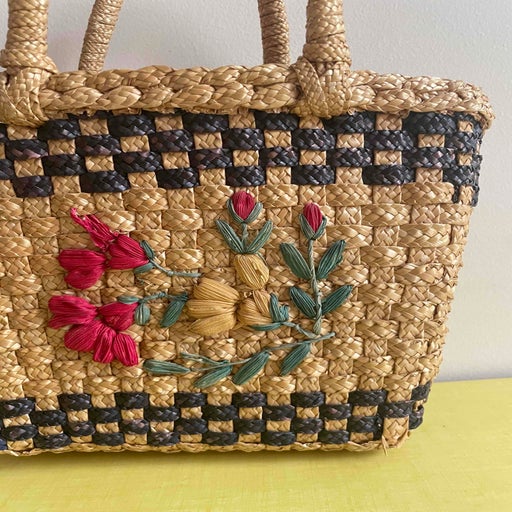 Mini flower basket