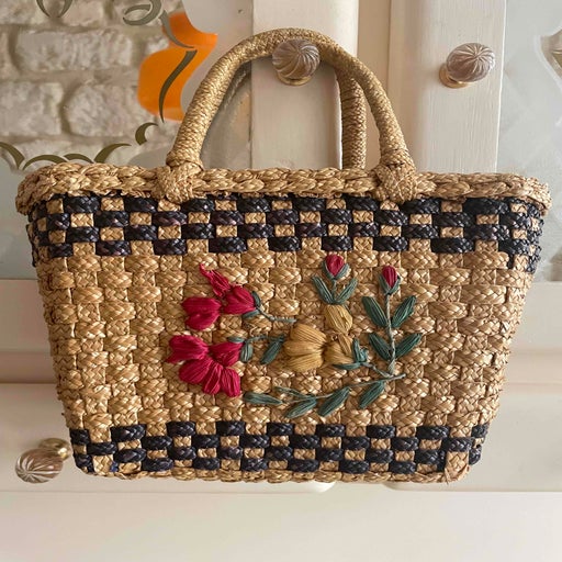 Mini flower basket