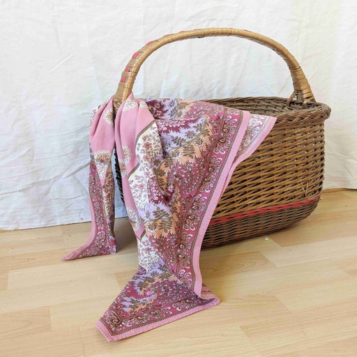 Provencal scarf
