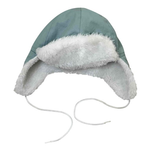 Light blue hat