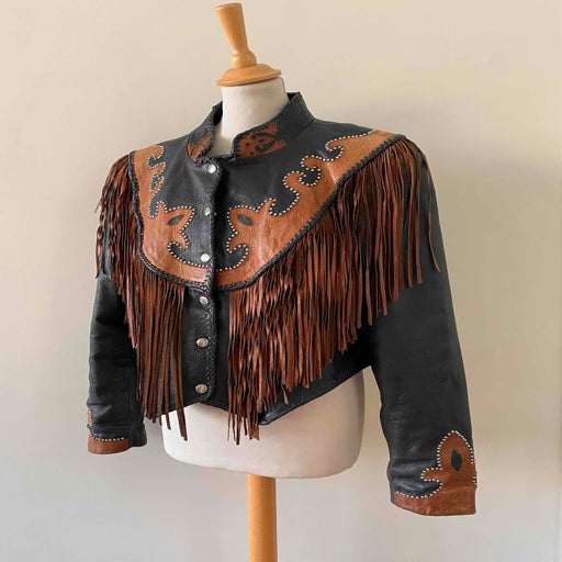 Veste en cuir frangée