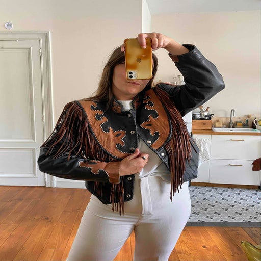 Veste en cuir frangée
