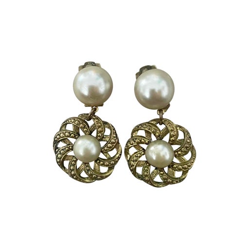 Clip earring