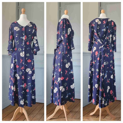 Buttoned floral dress
