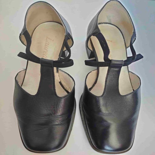 Babies en cuir