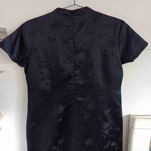 Chinese dress