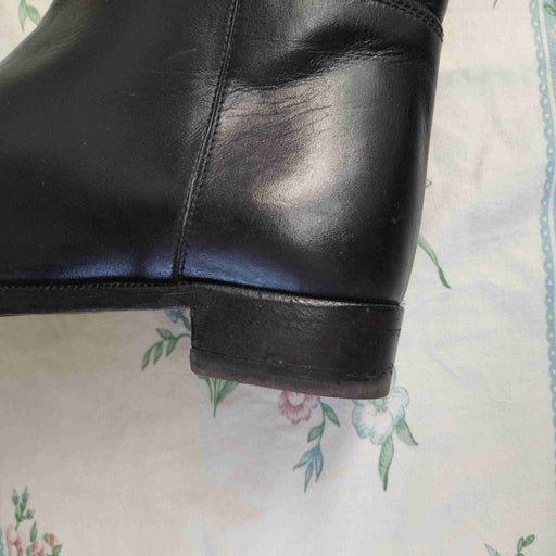 Leather boots