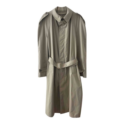 Water-repellent trench