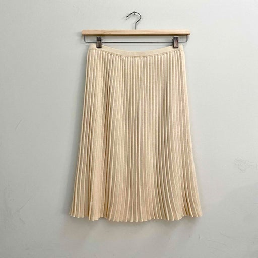 Knit skirt
