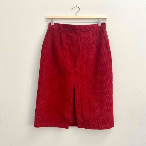 Straight velvet skirt