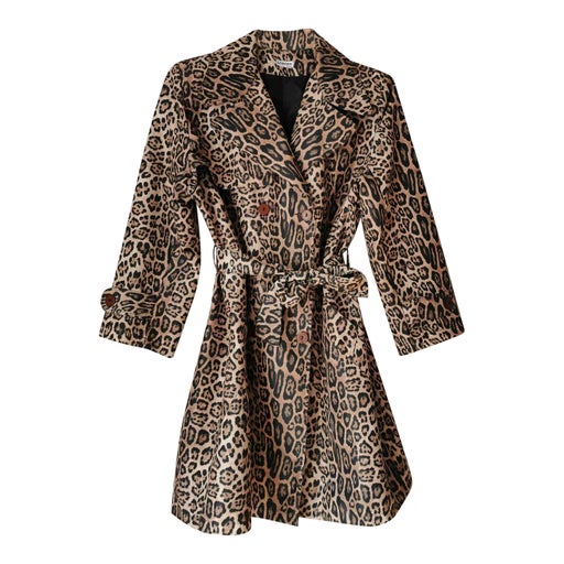 Trench léopard ceinturé de la marque Lorena
Made