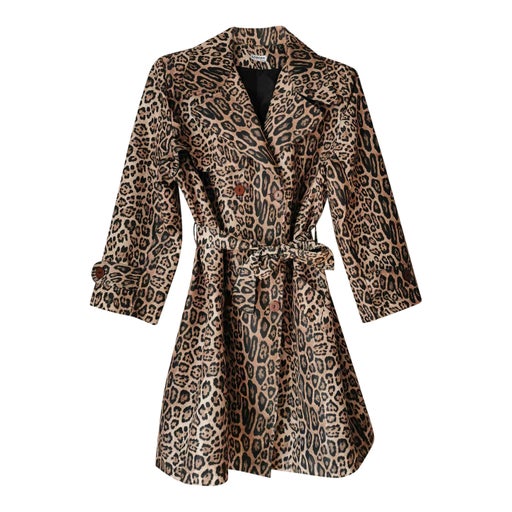 Belted leopard trench coat from the Lorena Made brand