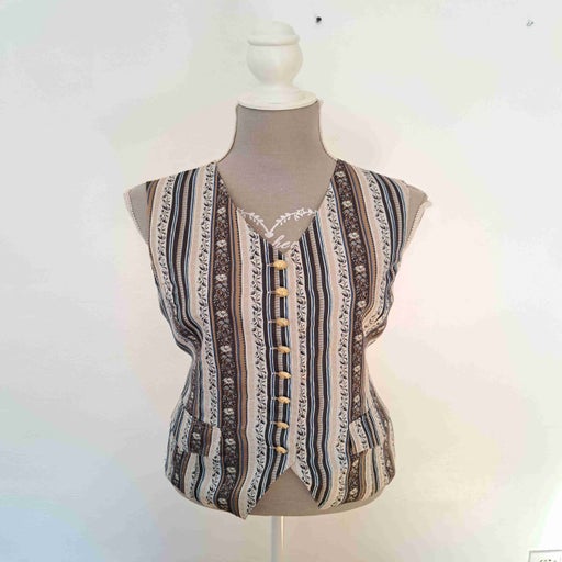 Provencal vest
