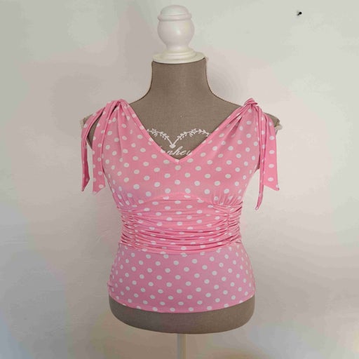 Polka dot top