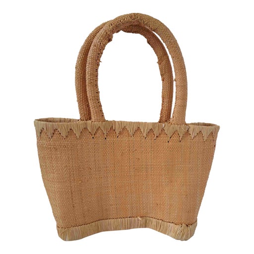 Mini straw bag