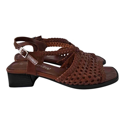 Leather sandals
