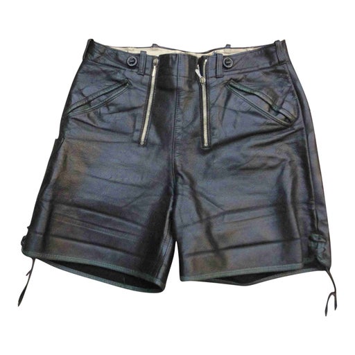 Short en cuir