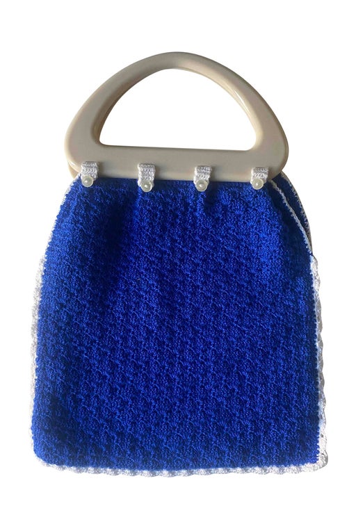 Crochet handbag