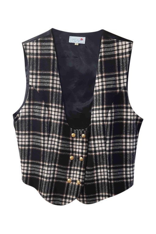 Sleeveless wool vest