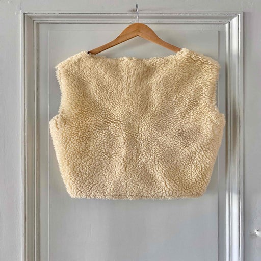 Reversible sheepskin vest