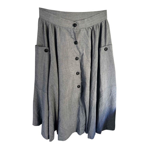 Long gray skirt