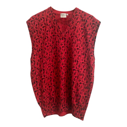 Sleeveless sweater
