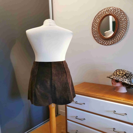 Jupe clearance courte daim