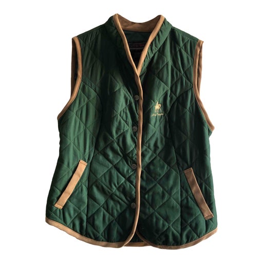 Sleeveless quilted vest