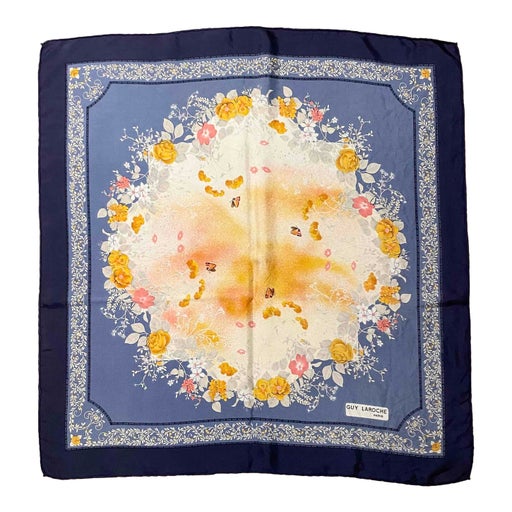 Foulard en soie Guy Laroche
