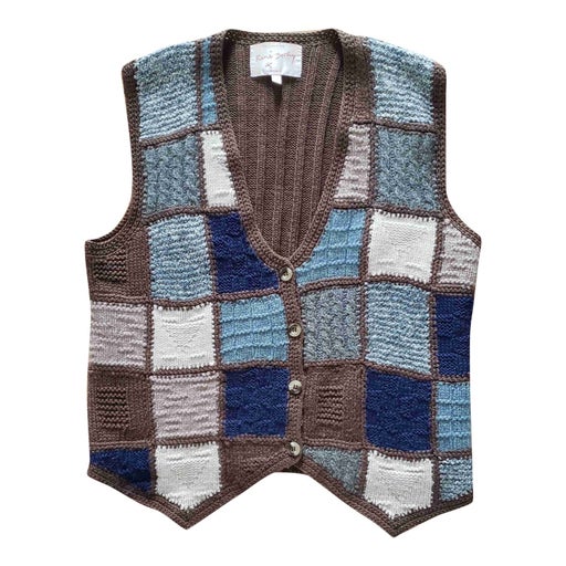 Sleeveless vest