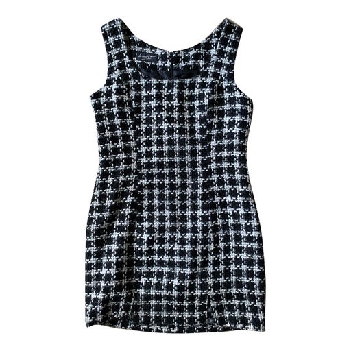 Short checked dress