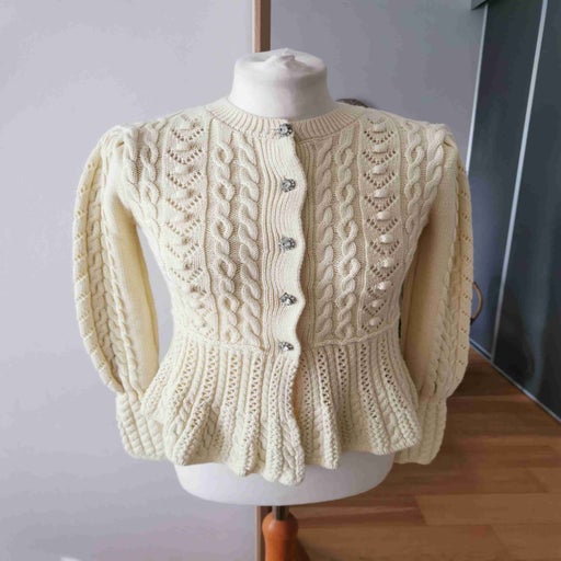 Knitted cardigan