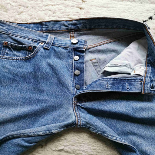 Levi's 501 W30L34 jeans