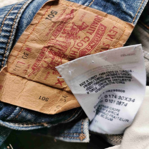 Levi's 501 W30L34 jeans