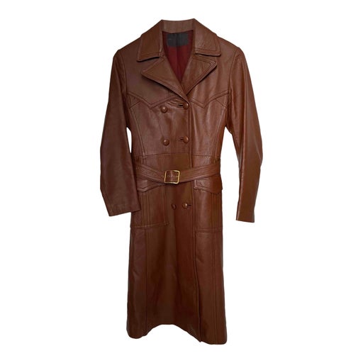 Fitted leather trench coat
