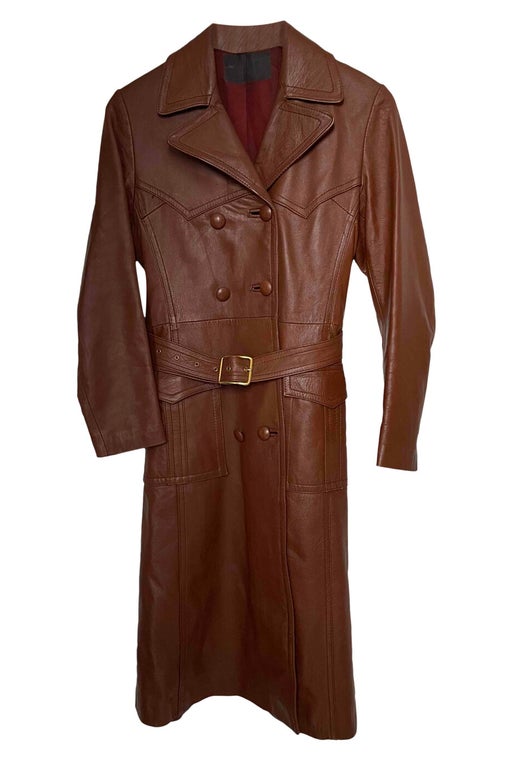 Fitted leather trench coat