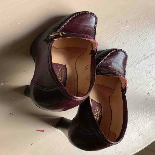 Heeled moccasins