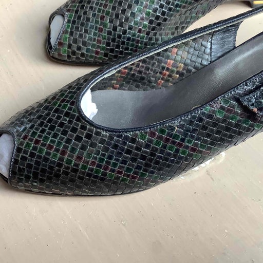 Braided leather sandals