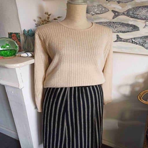 Cashmere sweater