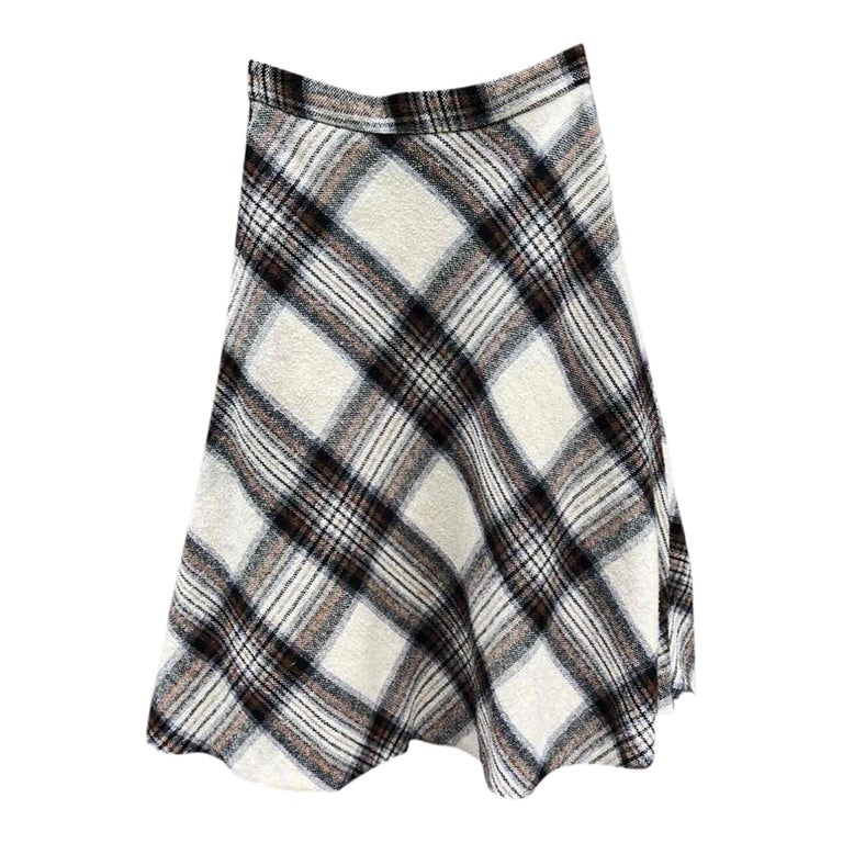 Tartan skirt