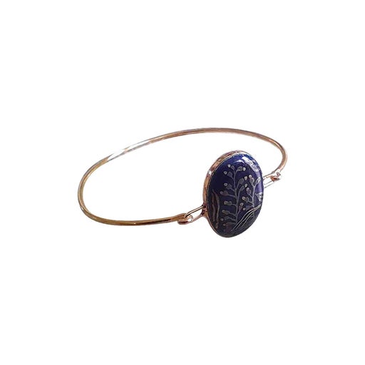 Crochet bangle bracelet