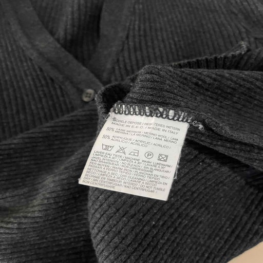 Knitted cardigan