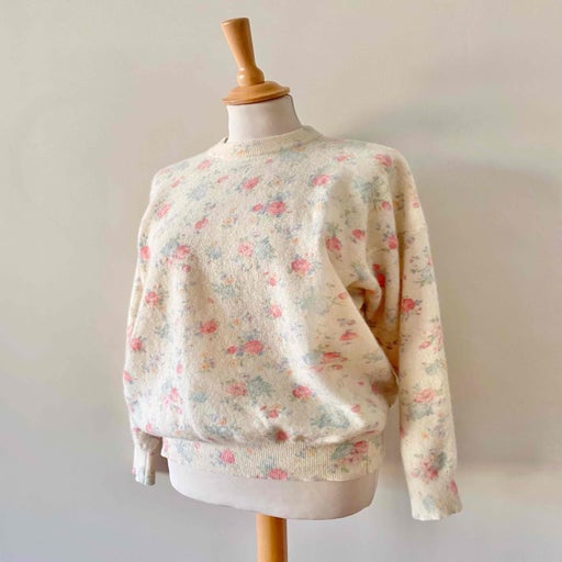 Woolen sweater