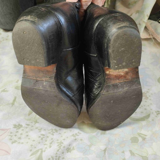 Leather cowboy boots