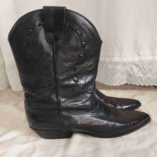 Leather cowboy boots